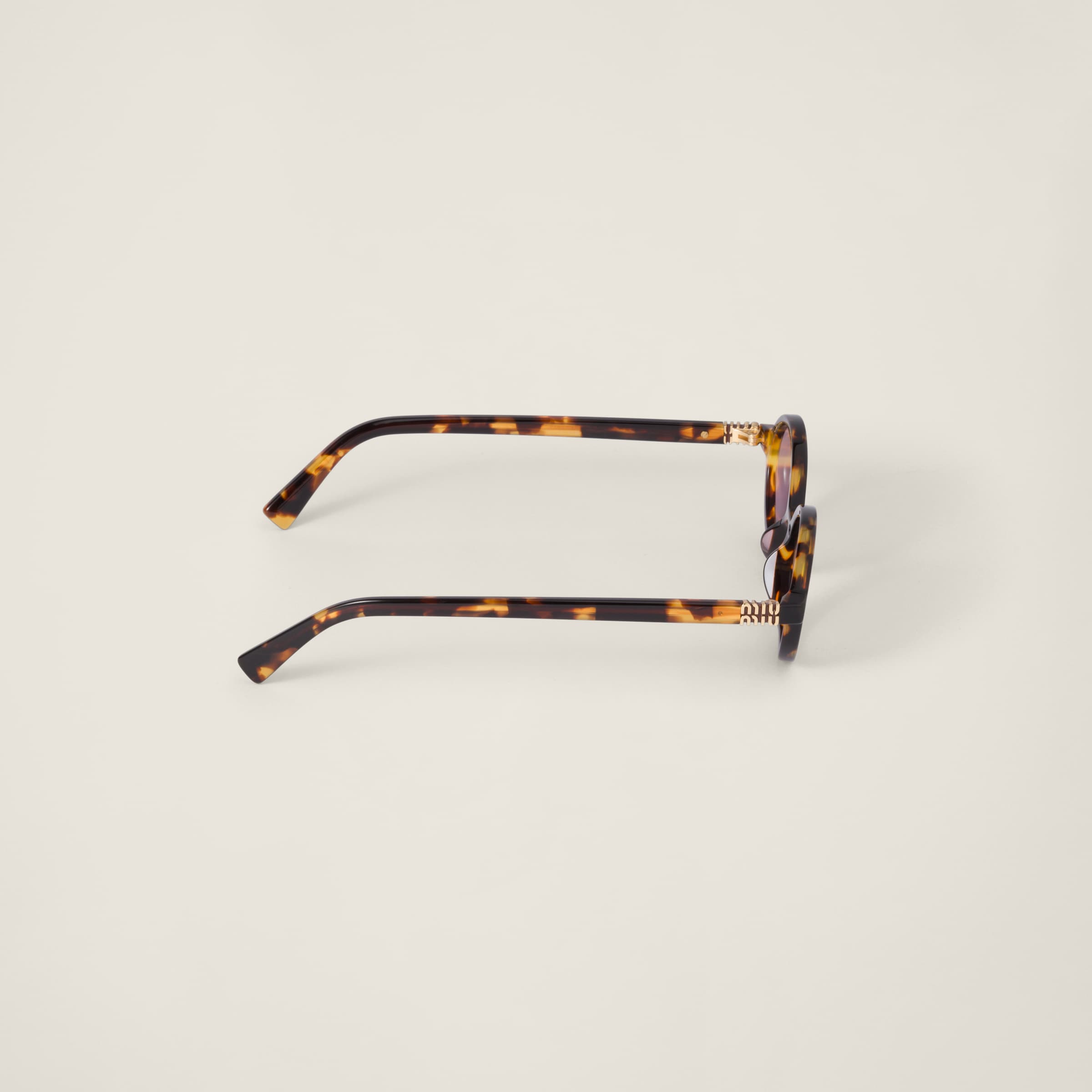 Lunette de soleil Miu Léopard / verre rose