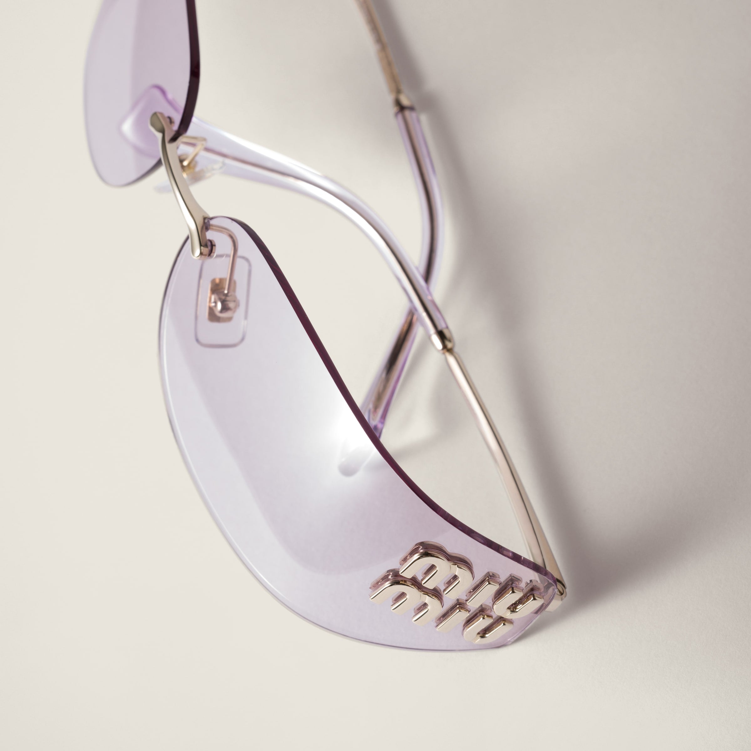 Lunette de soleil Aube Miu Or rose