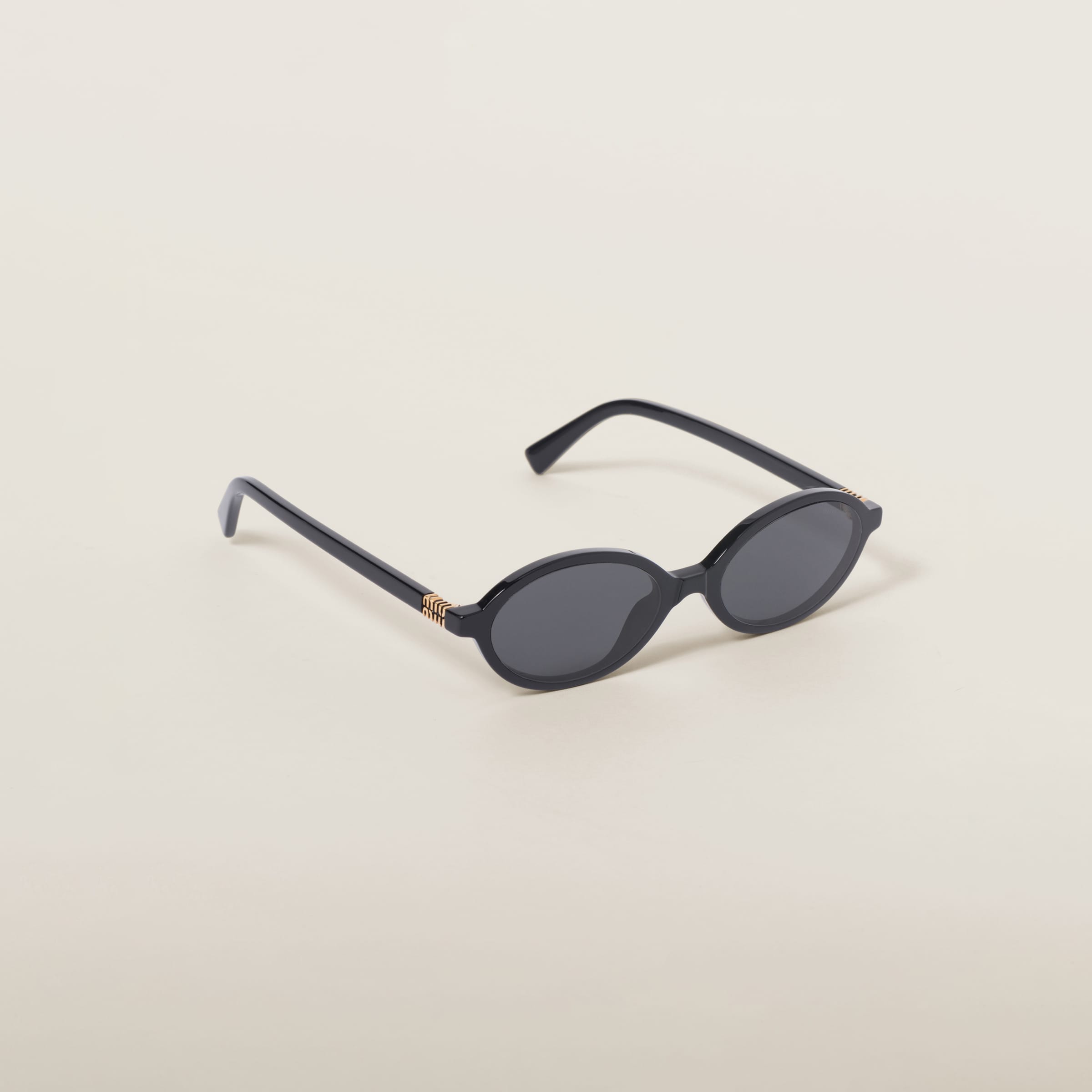 Lunette de soleil Miu Black